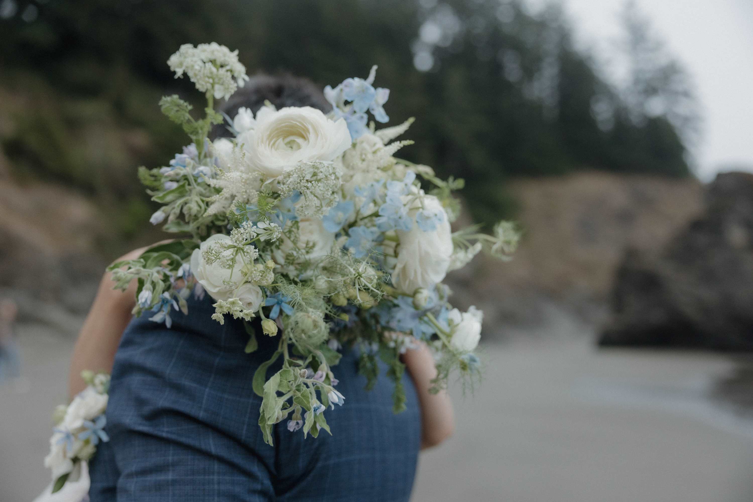 How Much Do High-End Wedding Flowers Cost on the Oregon Coast