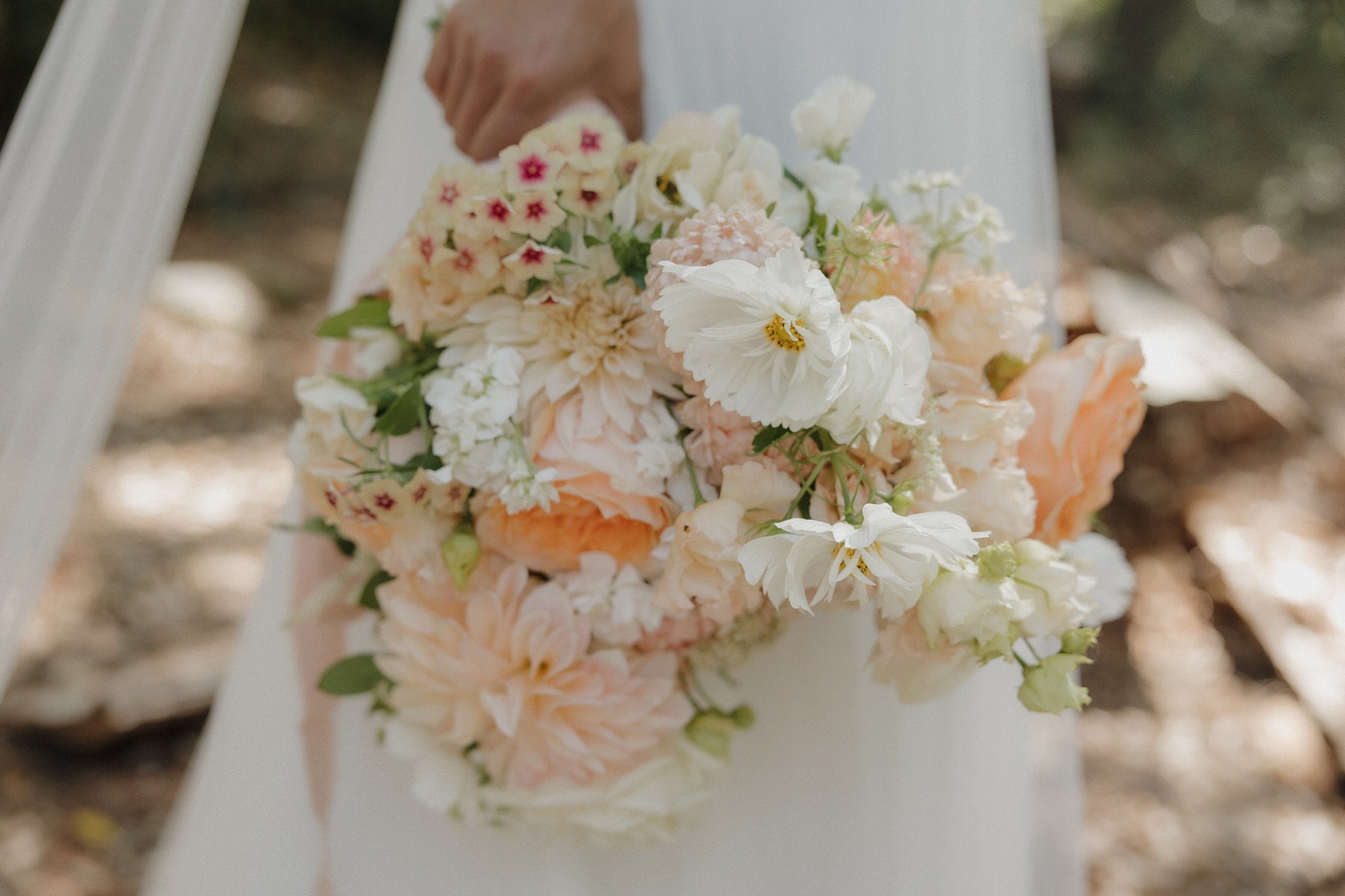 Planning Your Wedding Florals with Truck Full of Posies